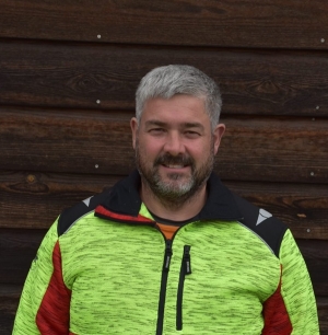 Fäs<br>André